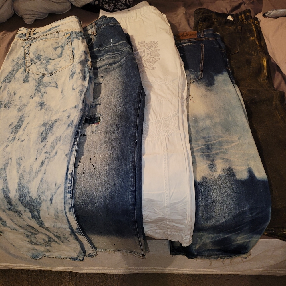 Jeans